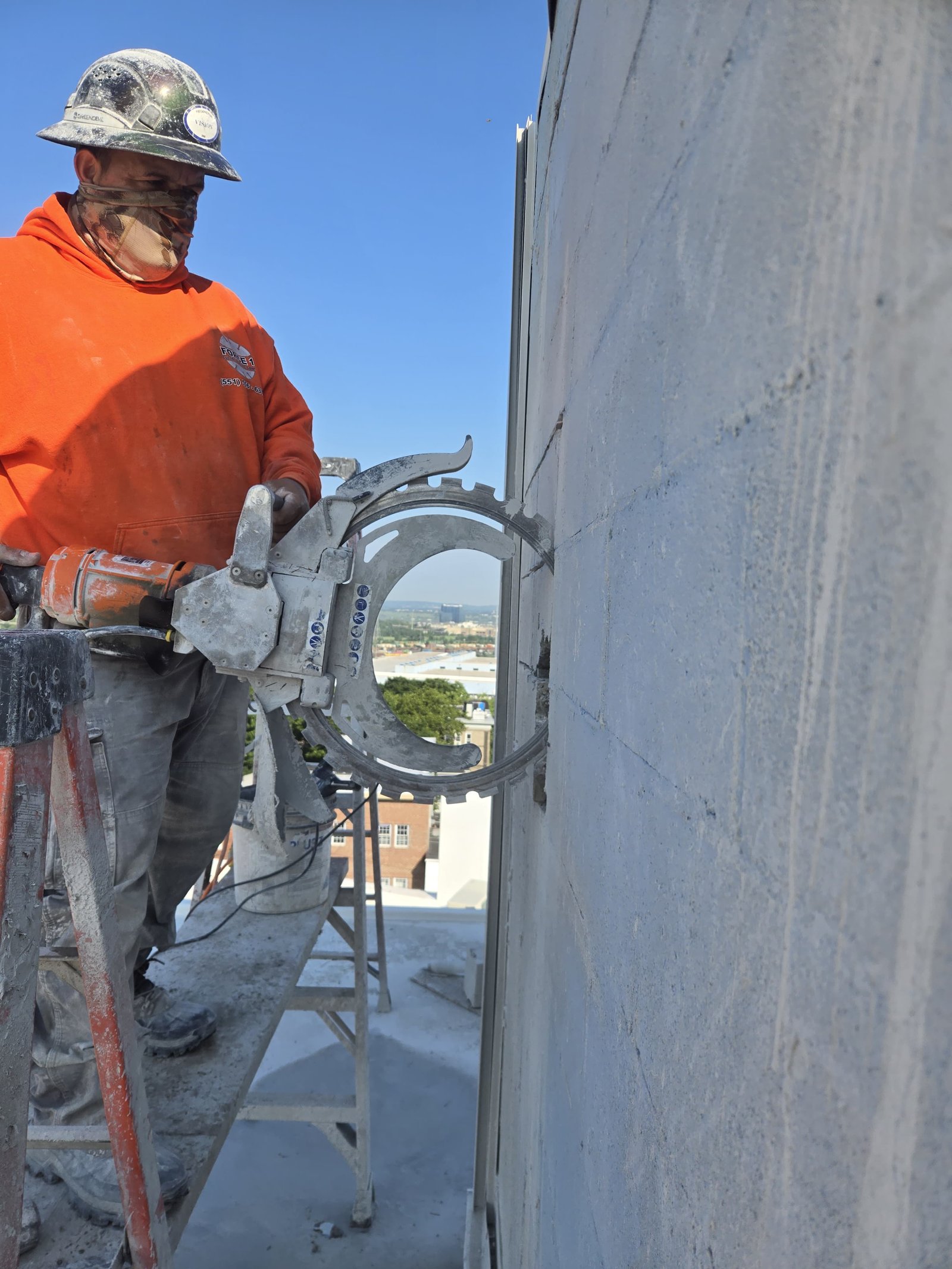 Corte de concreto en pared